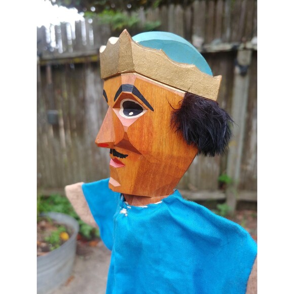 Vintage Carved Wood Duke Hand Puppet, Collectable German Folk Art - Picture 4 of 10
